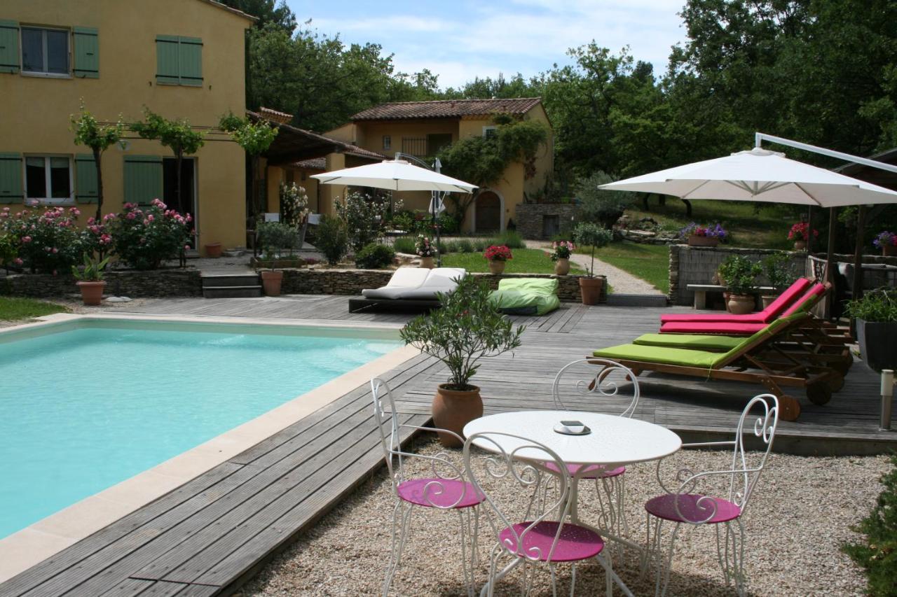 Bed and Breakfast Le Mas Des Pierres Blanches Venasque Exterior foto